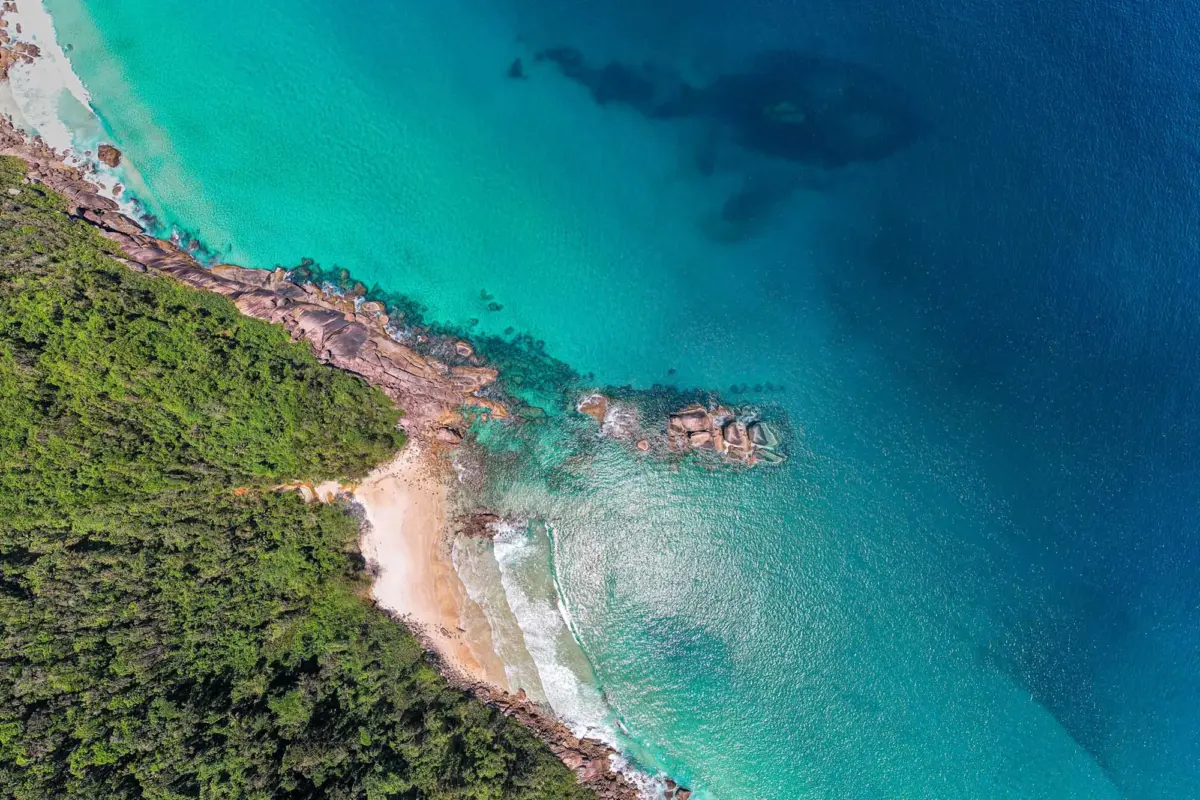 Praia de Lopes Mendes nas Pedras